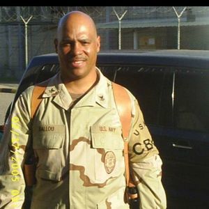 Meet your Posher, Clinton